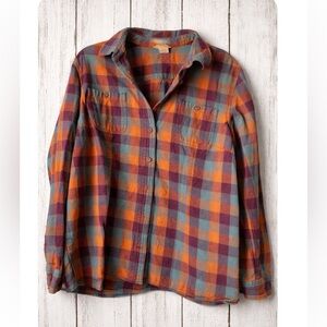 Woman’s Duluth Trading Co Orange and Plum Plaid Flannel Shirt